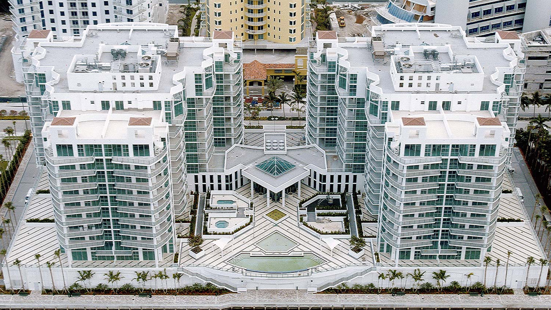 The Atrium at Aventura